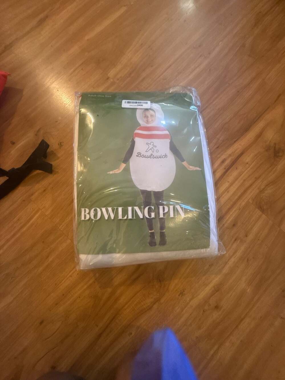Hauntlook Bowlswick Adult Bowling Pin Costume